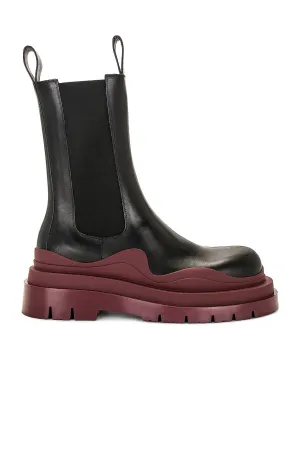 Bottega Veneta Tire Chelsea Boots, Black & CH